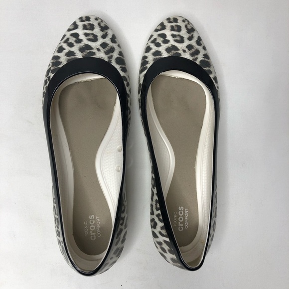 crocs white leopard